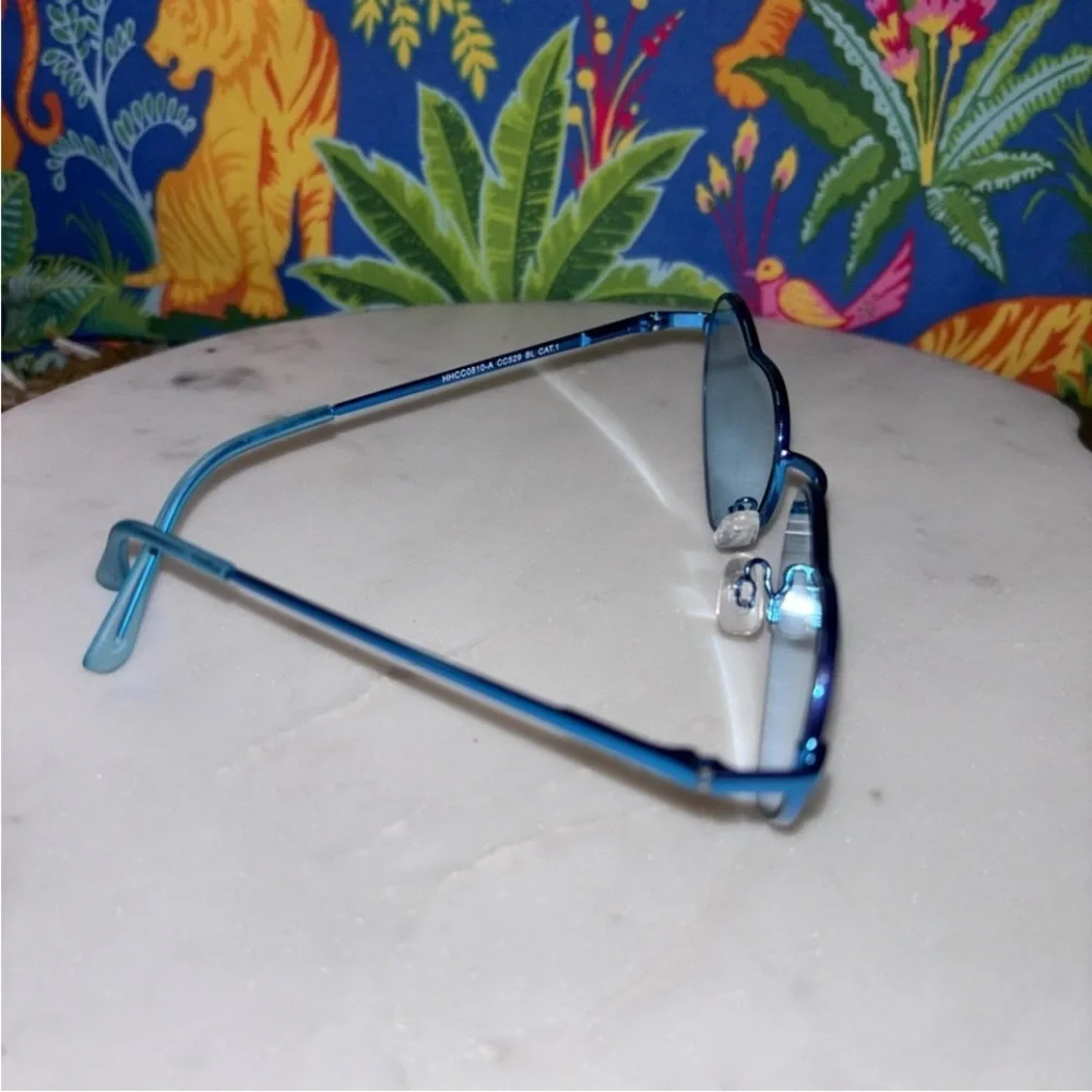 Blue Lens Heart-Shaped Sunglasses Y2K